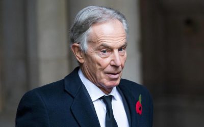 Gb: petizione contro il cavalierato a Blair, oltre 200mila firme