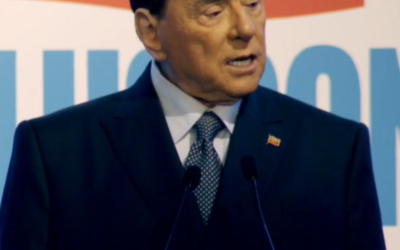 Berlusconi, oggi una nuova discesa in campo